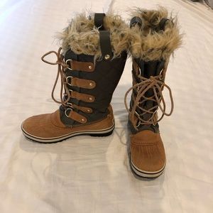 Sorel snow boots